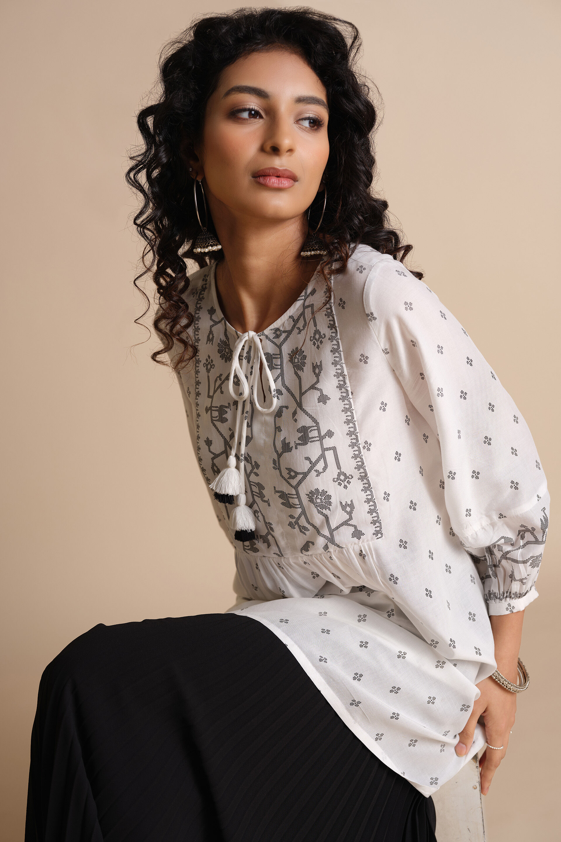 Mann Bhave Tunic, White, image 4